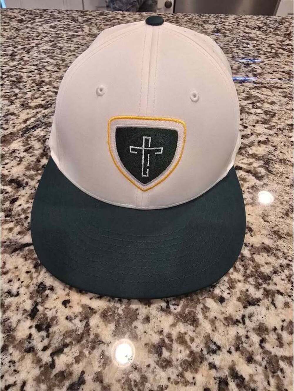 Armor Of God Hat Stretch Fit Men's Size L/XL